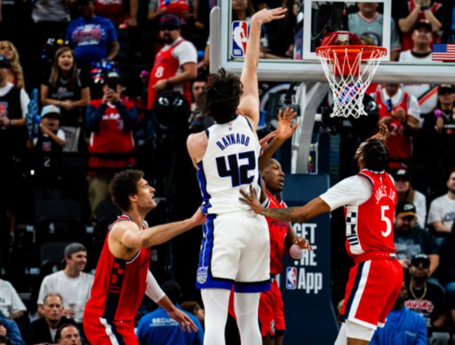 快船爆冷不敌国王 伦纳德挣扎应对强硬对抗