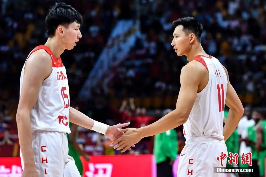 易建联正式退役告别21年篮球生涯