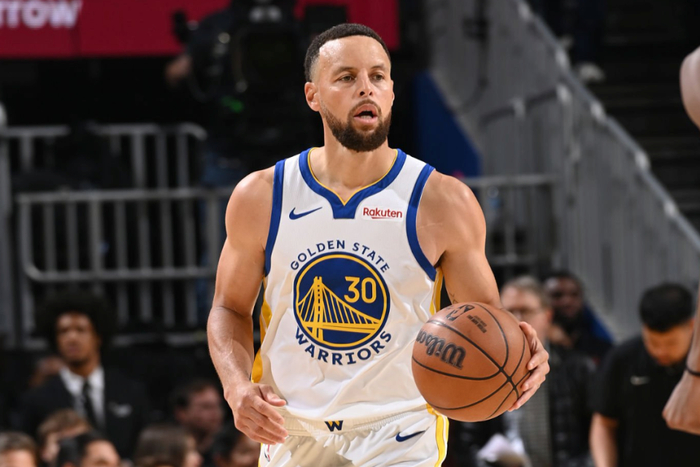 库里替补复出难救主 勇士惜败火箭错失绝杀三分