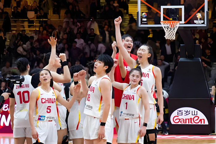中国女篮抽签遇强敌 宫鲁鸣调整阵容应对死亡之
